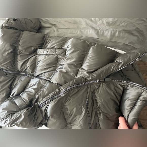 Long puffer jacket - Picture 10 of 12